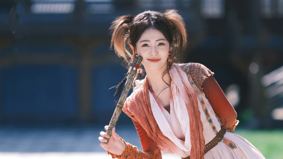 美女明星白鹿,白月梵星影视高清5k壁纸